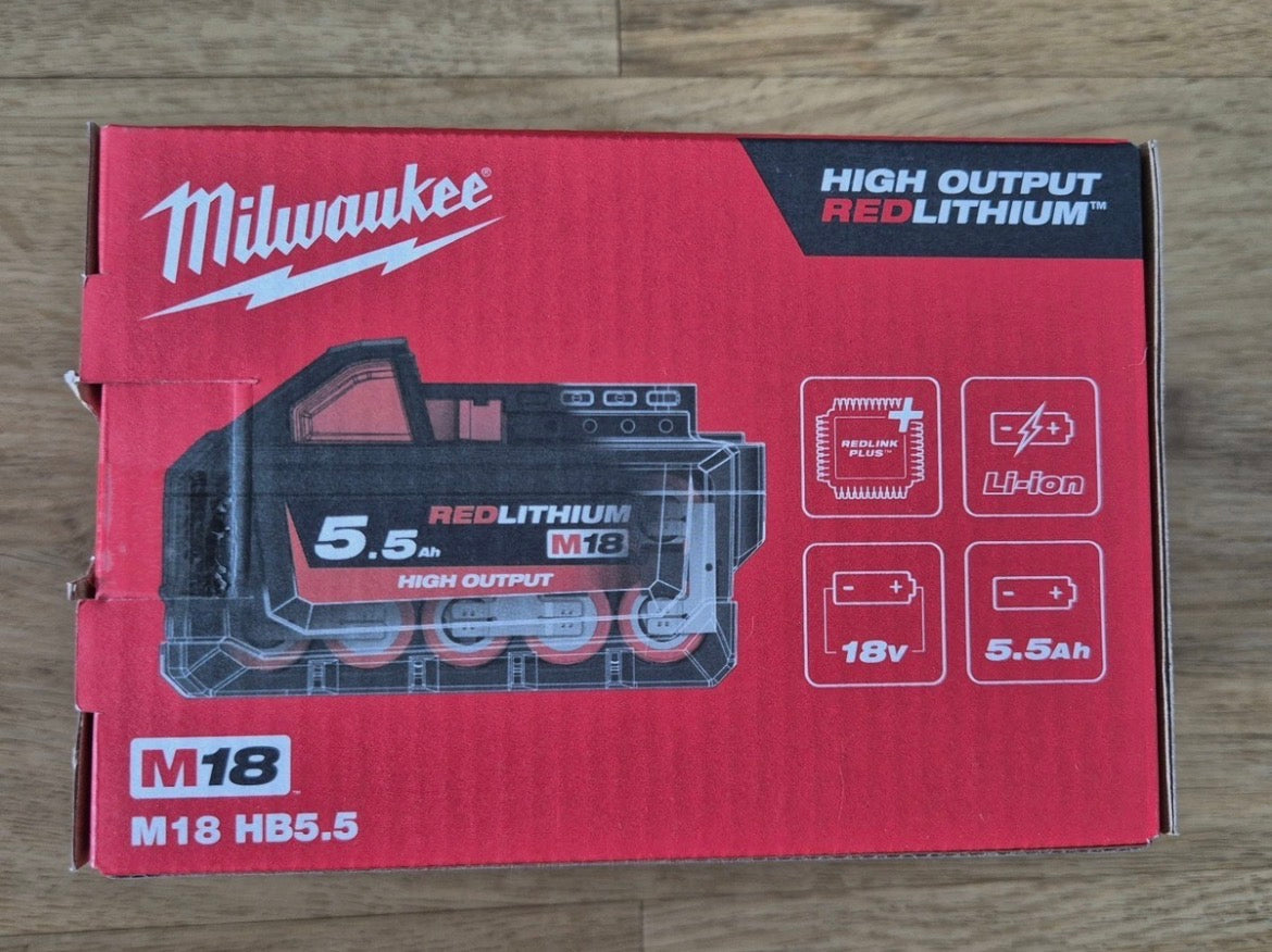 Milwaukee M18 BHG-0 – 18V akkus hőlégfúvó + 5.5Ah akkumulátor