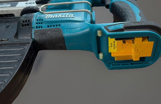 Makita DFR550Z – 18V LXT automata adagoló csavarhúzó
