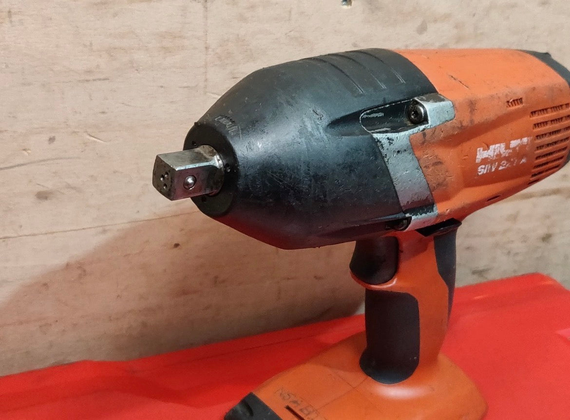 HILTI SIW 22T-A 1/2” akkus ütvecsavarozó csupasz menetes anyával (Li-ion)