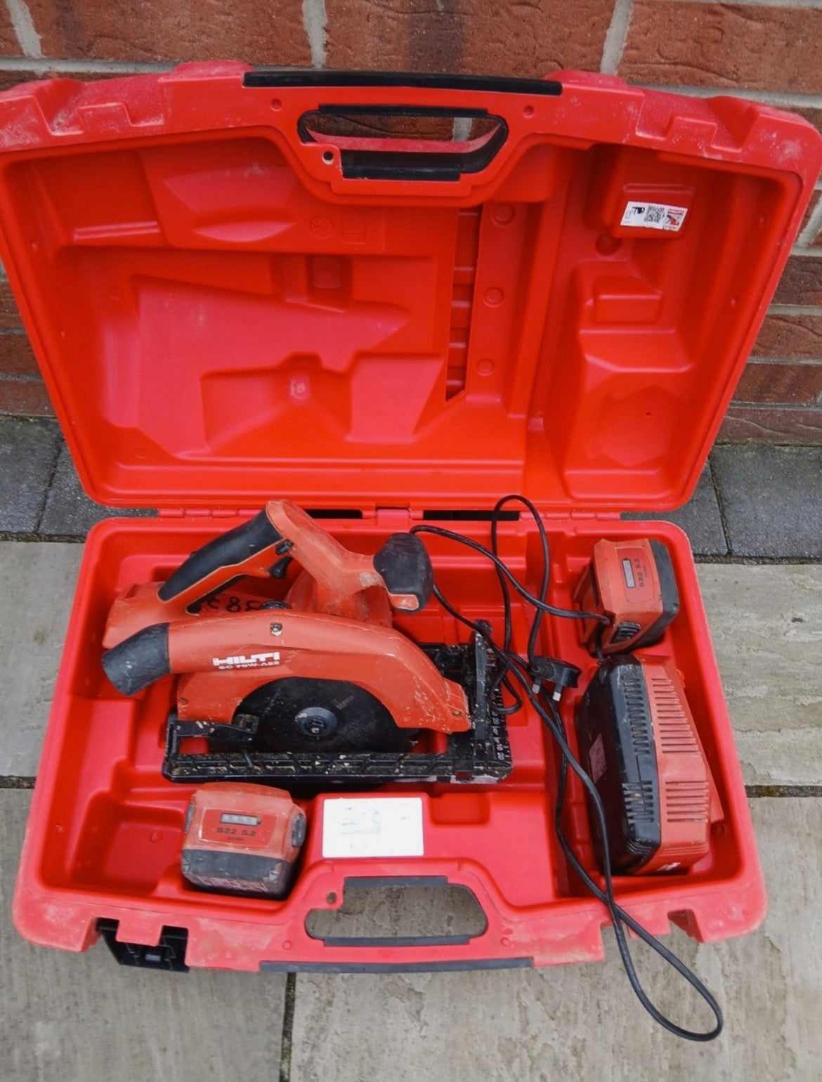 HILTI SC 70W-A22 – akkumulátoros körfűrész (használt, 2 akkumulátorral)
