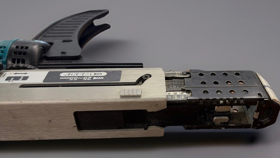 Makita DFR550Z – 18V LXT automata adagoló csavarhúzó