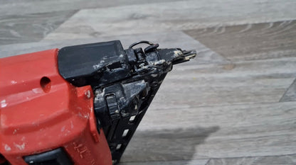 Milwaukee M18FN16GA-OX 18 V-os szegezőpisztoly
