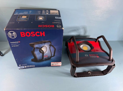 Bosch Professional GLI 18V-10000 C – 18V akkus építkezési reflektor