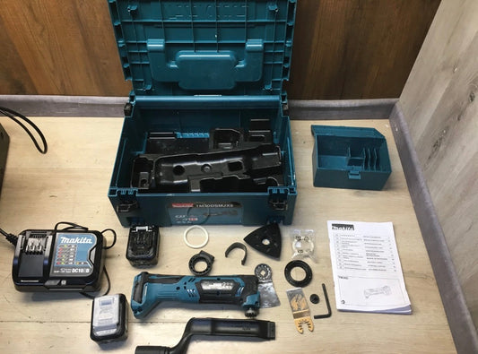 Makita TM30DSMJX5 12V CXT akkus multifunkciós szerszám szett (2 akkuval, töltővel, kofferrel)