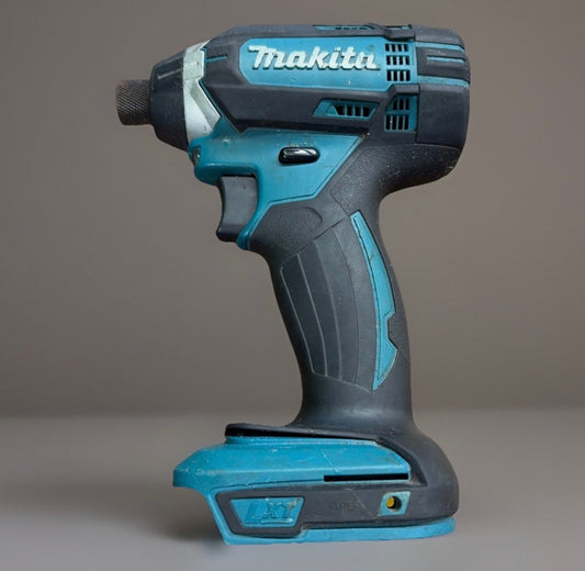 Makita DTD152Z – 18V LXT akkus ütvecsavarozó