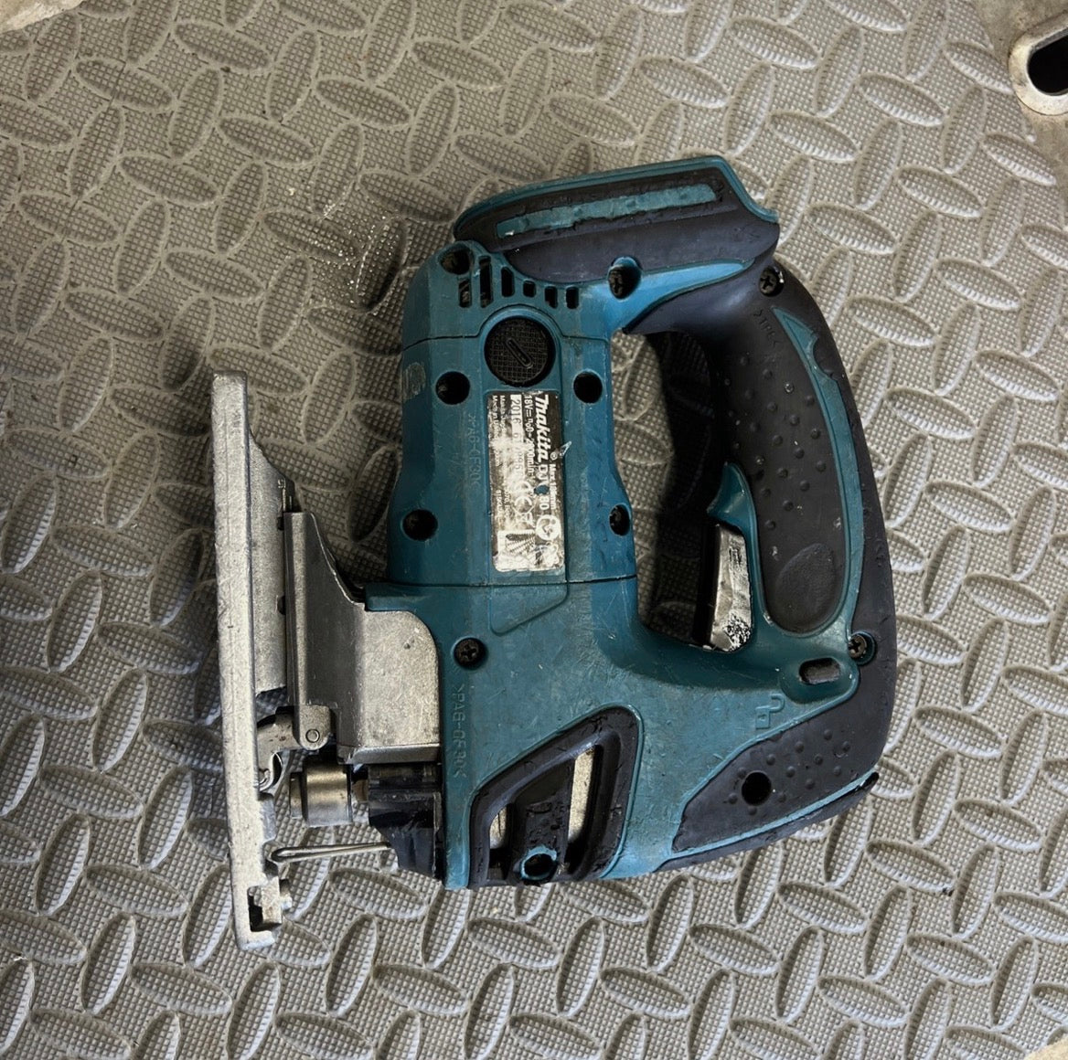Makita DJV180Z – 18V LXT akkus szúrófűrész