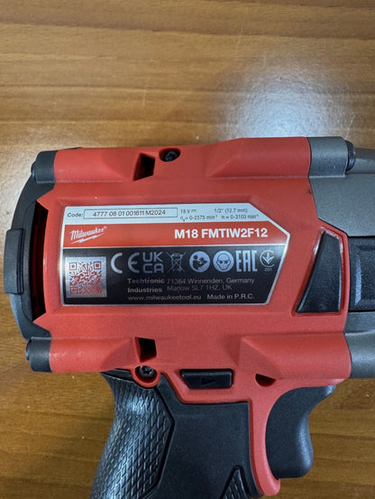 Milwaukee M18 FMTIW2F12 FUEL 1/2” ütvecsavarozó készlet – 2×5.0Ah akkumulátorral + M12-18FC gyorstöltővel