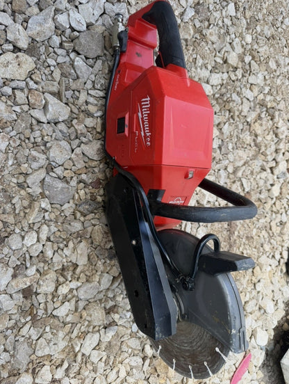 Milwaukee M18 FCOS230 – FUEL ONE-KEY akkus vágófűrész