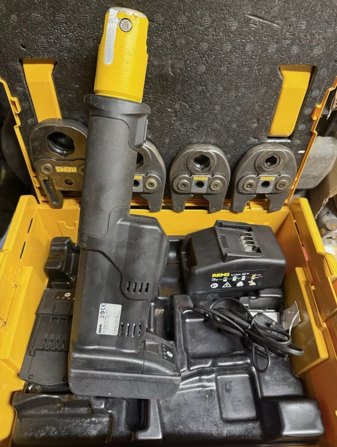 REMS Mini Press S 22V 15–35 mm pofás présszerszámkészlet (Mapress 6)