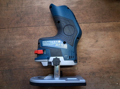 Bosch Professional GKF 12V-8 – 12V akkus élmaró