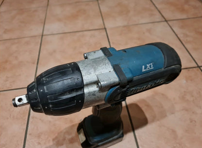 Makita DTW450 – 18V LXT akkus ütvecsavarozó