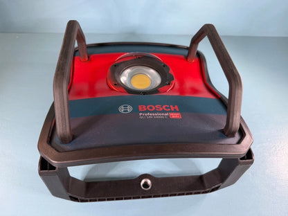 Bosch Professional GLI 18V-10000 C – 18V akkus építkezési reflektor