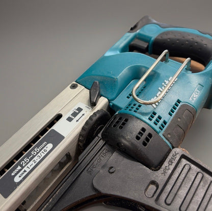 Makita DFR550Z – 18V LXT automata adagoló csavarhúzó