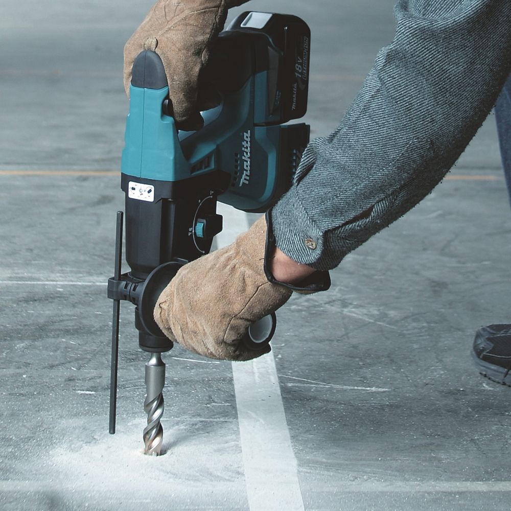 Makita DHR243RTJW 18 V Akkumulátoros SDS-Plus Fúrókalapács – 2×5,0 Ah Akkumulátorral + DC18RC Gyorstöltő