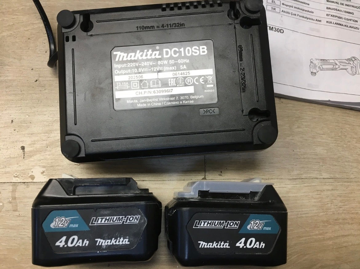 Makita TM30DSMJX5 12V CXT akkus multifunkciós szerszám szett (2 akkuval, töltővel, kofferrel)