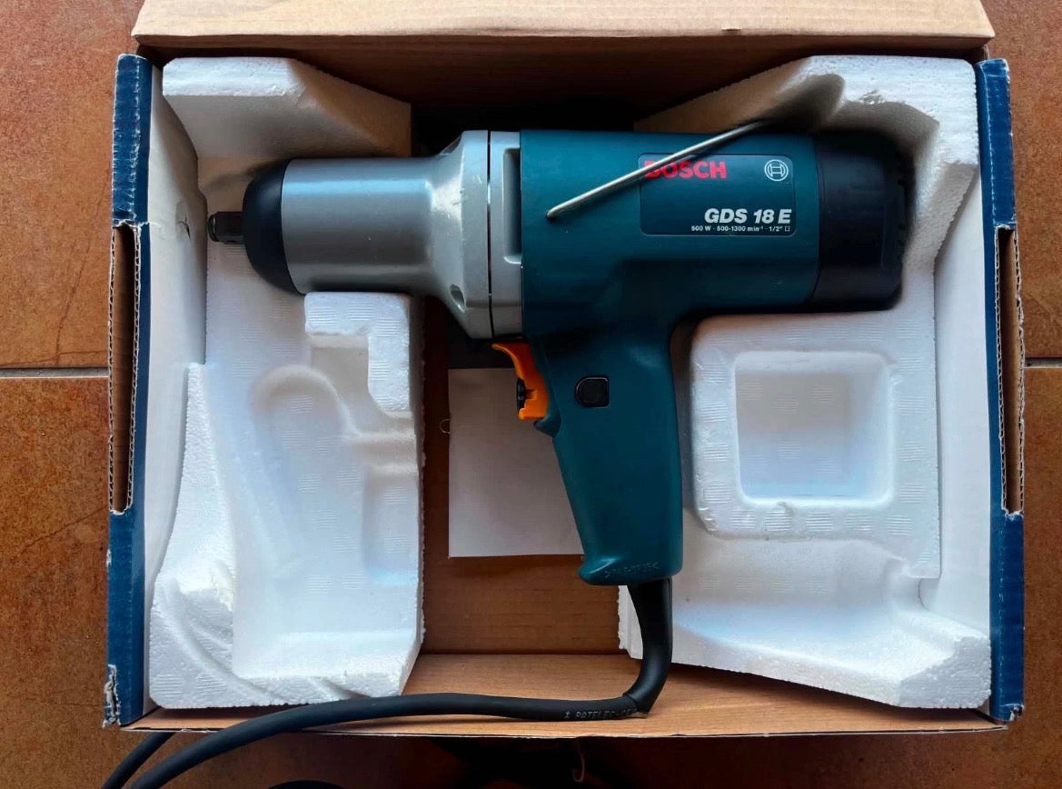 Bosch Professional GDS 18 E – 1/2” ütvecsavarozó 250 Nm