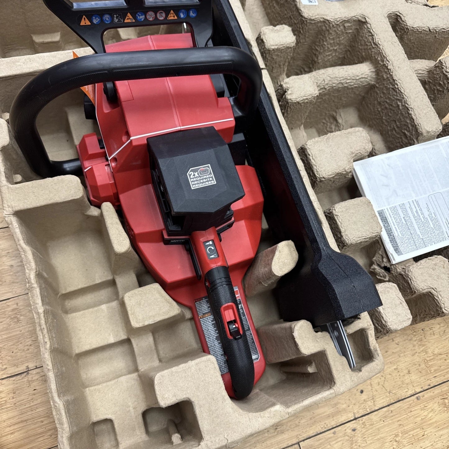 Milwaukee 2827-20 M18 FUEL™ 20" Dual Battery Akkumulátoros Láncfűrész